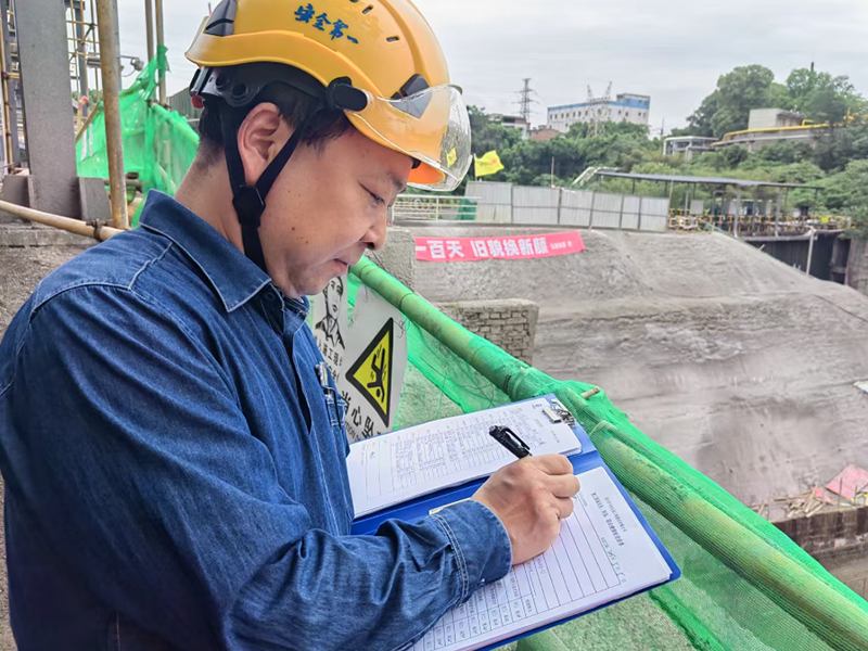 弘旭公司“五一”期間堅(jiān)守崗位推進(jìn)項(xiàng)目工作開(kāi)展(圖3) 弘旭公司“五一”期間堅(jiān)守崗位推進(jìn)項(xiàng)目工作開(kāi)展(圖3)