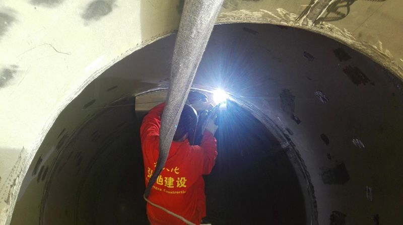 在弧光中踐行的璀璨初心--弘旭公司焊接高級(jí)技師蔣興勇(圖2) 在弧光中踐行的璀璨初心--弘旭公司焊接高級(jí)技師蔣興勇(圖2)