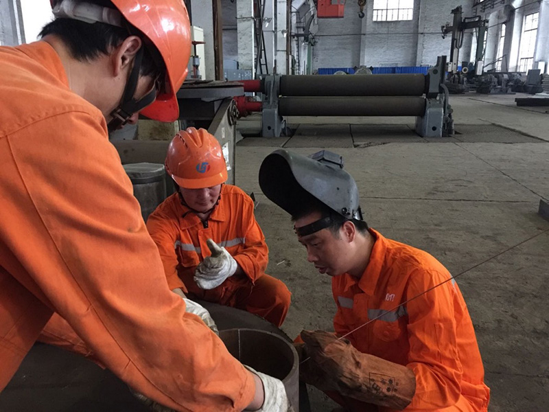 在弧光中踐行的璀璨初心--弘旭公司焊接高級(jí)技師蔣興勇(圖3) 在弧光中踐行的璀璨初心--弘旭公司焊接高級(jí)技師蔣興勇(圖3)